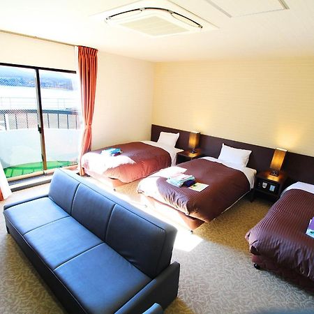 Hotel New Century Fudžikawagučiko Exteriér fotografie